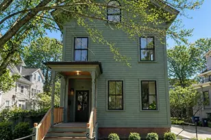 18 Clinton St, Cambridge, MA 02139 - Photo 1