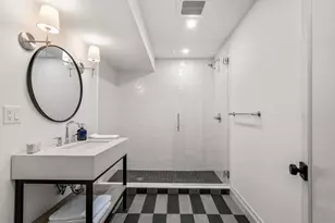 18 Clinton St, Cambridge, MA 02139 - Photo 25