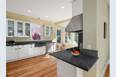 61 Crescent Street, Cambridge, MA 02138 - Photo 9