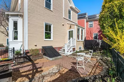 61 Crescent Street, Cambridge, MA 02138 - Photo 21