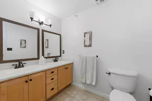 35 Collins St, Danvers, MA 01923 - Photo 21