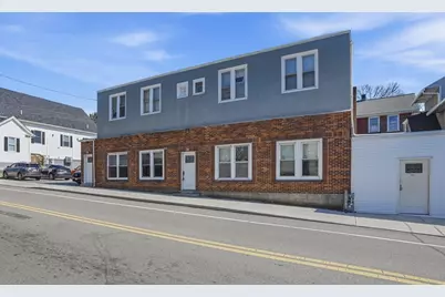 632 Fall River Ave, Seekonk, MA 02771 - Photo 1