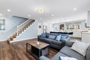 87 Alpine Pl, Franklin, MA 02038 - Photo 3