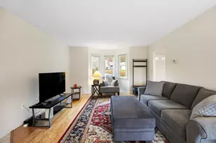 8 Baldwin Ln, Amherst, MA 01002 - Photo 11