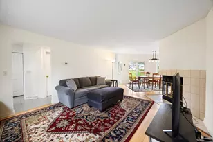 8 Baldwin Ln, Amherst, MA 01002 - Photo 13