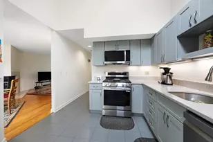 8 Baldwin Ln, Amherst, MA 01002 - Photo 17