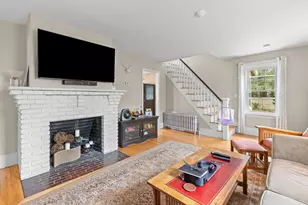 16 Dawes St, Newburyport, MA 01950 - Photo 13