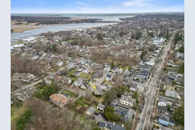 16 Dawes St, Newburyport, MA 01950 - Photo 37