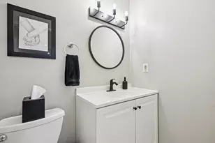 210 Washington St, Peabody, MA 01960 - Photo 23