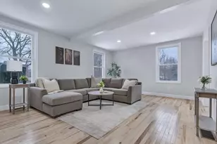 73 Walnut St, Dedham, MA 02026 - Photo 5