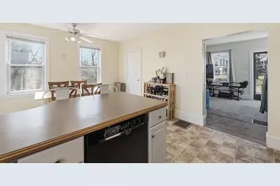 28 Davis Ave #28, Norwood, MA 02062 - Photo 9