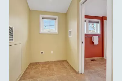 15 Boardman Ave, Melrose, MA 02176 - Photo 31