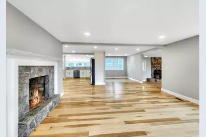 226 W Main St, Westborough, MA 01581 - Photo 9