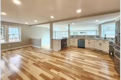 226 W Main St, Westborough, MA 01581 - Photo 3