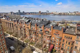 19 Bay State Rd, Boston, MA 02215 - Photo 23