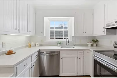 34 Maple Street, Hamilton, MA 01982 - Photo 17