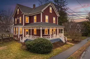 34 Maple St, Hamilton, MA 01982 - Photo 1