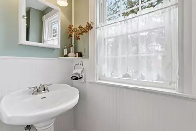 34 Maple Street, Hamilton, MA 01982 - Photo 29