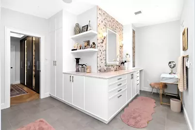 102 Saint Botolph St, Boston, MA 02115 - Photo 19