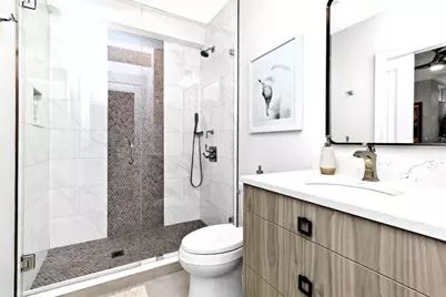 102 Saint Botolph St, Boston, MA 02115 - Photo 29