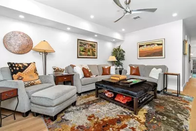 102 Saint Botolph St, Boston, MA 02115 - Photo 23