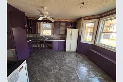 4 Stewart Ave, Monson, MA 01057 - Photo 3