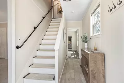 130 Cottage St, Franklin, MA 02038 - Photo 3