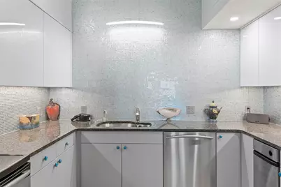 111 Beach St #3E, Boston, MA 02111 - Photo 7