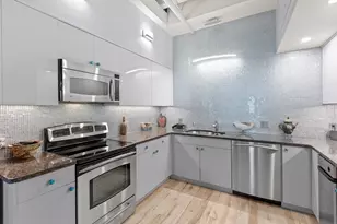 111 Beach St, Boston, MA 02111 - Photo 5