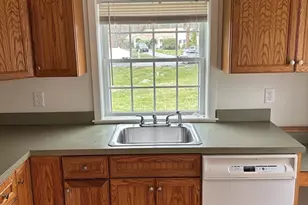 20 Cutler St, Bedford, MA 01730 - Photo 11