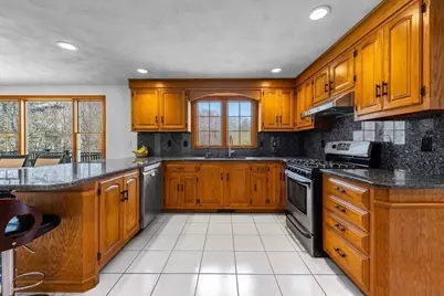 17 Duck Road, Reading, MA 01867 - Photo 5