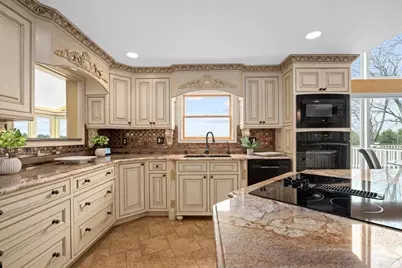 173 Central St, Boylston, MA 01505 - Photo 9