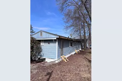 1032 N. Main #3, Killingly, CT 06241 - Photo 5
