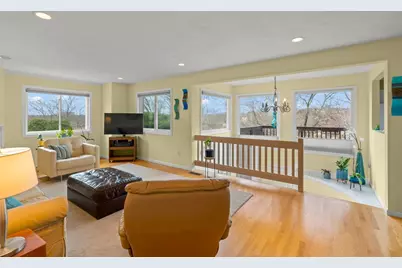 13 Brittania Cir #13, Salem, MA 01970 - Photo 3