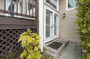 13 Brittania Cir, Salem, MA 01970 - Photo 9