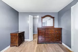35 Longworth Ave, Brockton, MA 02301 - Photo 17