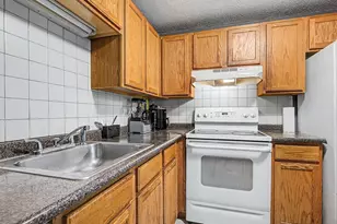 35 Longworth Ave, Brockton, MA 02301 - Photo 9