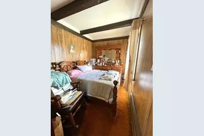 32 Woodstock St, Fall River, MA 02724 - Photo 9