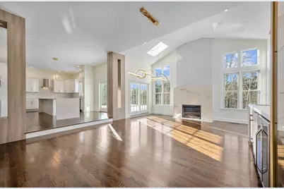 25 Collins Rd, Berlin, MA 01503 - Photo 7