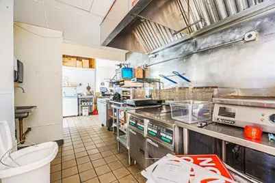 1535 Memorial Dr, Chicopee, MA 01020 - Photo 21