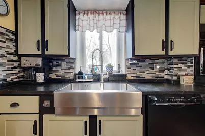 90 Arbor St, Lunenburg, MA 01462 - Photo 3