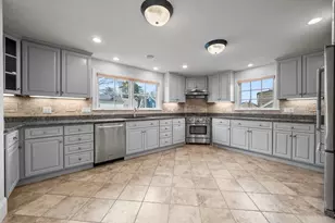 6 Desmond Terrace, Salem, MA 01970 - Photo 13