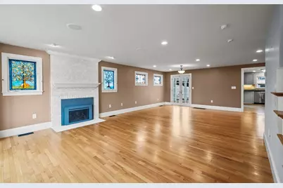 6 Desmond Terrace, Salem, MA 01970 - Photo 5