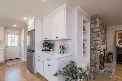 461 Prospect Street, East Longmeadow, MA 01028 - Photo 7