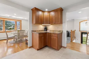 19 Elizabeth Ln, Newburyport, MA 01950 - Photo 11