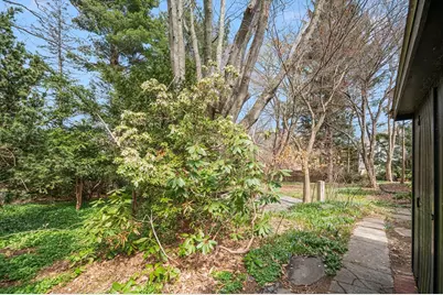 210 Pleasant St, Seekonk, MA 02771 - Photo 27