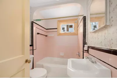 210 Pleasant St, Seekonk, MA 02771 - Photo 23