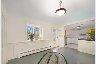 210 Pleasant St, Seekonk, MA 02771 - Photo 11