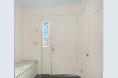 210 Pleasant St, Seekonk, MA 02771 - Photo 17