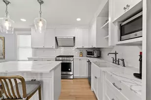 23 Union St, Salem, MA 01970 - Photo 3